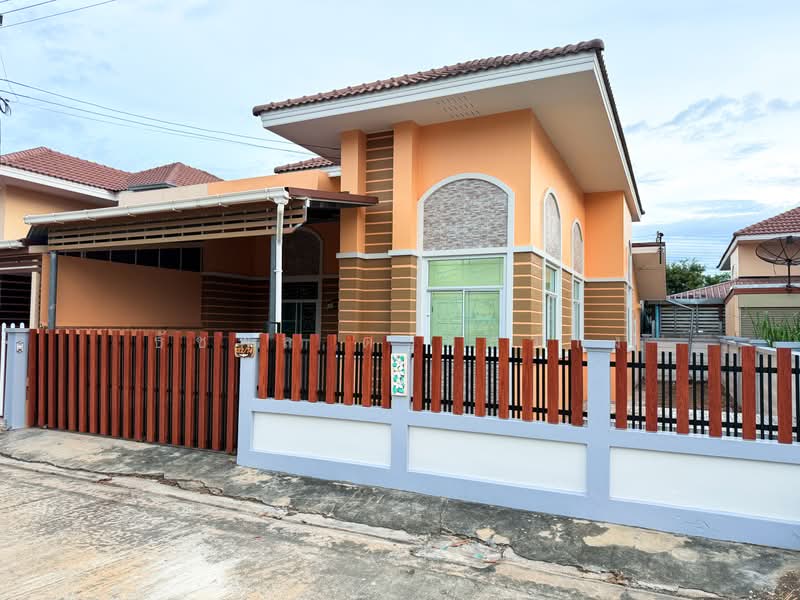 Well-located detached house in Tha Yang Mueang Mai, Phetchaburi, Tha Yang, Phetchaburi, 3 Bedrooms, 100 sqm, Single Detached House For Sale, by ธัชพล ดวงสว่าง, 500497139 - DDproperty.com