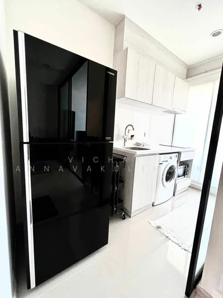 Life Asoke, Bangkok, Asoke-Dindang Road, Bang Kapi, Huai Khwang, Bangkok, 1 Bedroom, 30 sqm, Condo For Rent, by Vichai Annavakulthorn, 500497173 - DDproperty.com