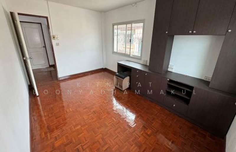 บ้าน 3-ห้องนอน, กรุงเทพ, สามวาตะวันตก, คลองสามวา, กรุงเทพ, 180 ตร.ม., บ้านเดี่ยว ขาย, โดย Kitnipat Boonyadhammakul, 500497194 - DDproperty.com