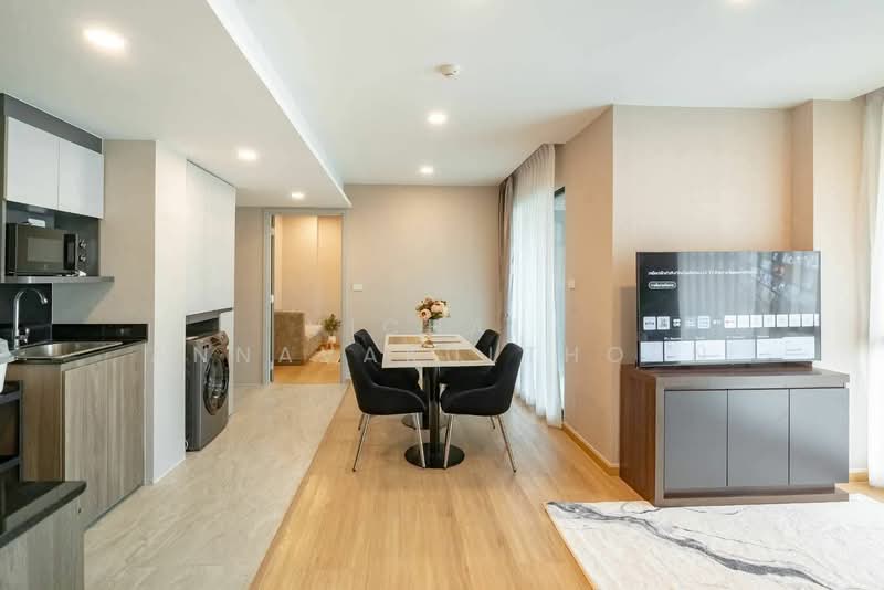 Lloyd Soonvijai-Thonglor, Bangkok, Soi Phetchaburi 47, Phetchaburi Road, Bang Kapi, Huai Khwang, Bangkok, 2 Bedrooms, 62 sqm, Condo For Rent, by Vichai Annavakulthorn, 500497197 - DDproperty.com
