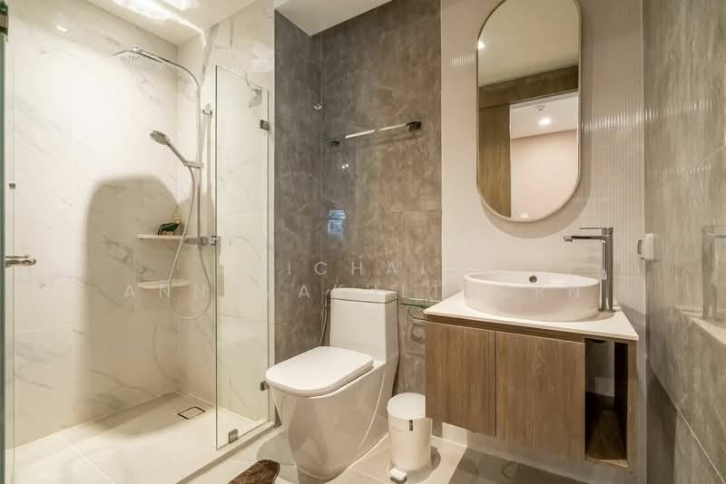 Lloyd Soonvijai-Thonglor, Bangkok, Soi Phetchaburi 47, Phetchaburi Road, Bang Kapi, Huai Khwang, Bangkok, 2 Bedrooms, 62 sqm, Condo For Rent, by Vichai Annavakulthorn, 500497197 - DDproperty.com
