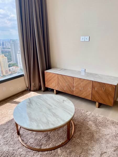 The Esse Asoke, Bangkok, 333 Soi Sukhumvit 21, Sukhumvit Road, Khlongtoei Nua, Watthana, Bangkok, 2 Bedrooms, 75 sqm, Condo For Rent, by Kitnipat Boonyadhammakul, 500497202 - DDproperty.com
