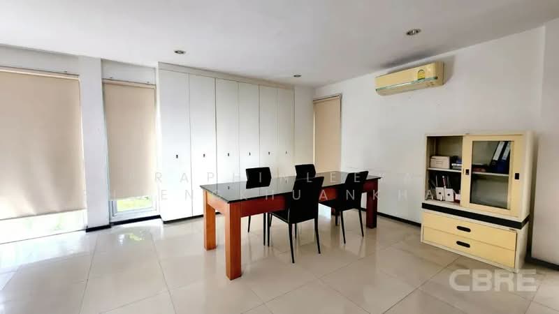 Noble Tara Pattanakarn, Bangkok, 2046 Pattanakarn Road, Suan Luang, Bangkok, 3 Bedrooms, 350 sqm, Single Detached House For Sale, by CBRE (Thailand) Co.,Ltd, 500497208 - DDproperty.com