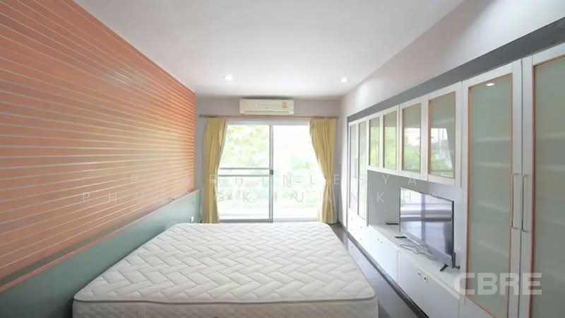 Noble Tara Pattanakarn, Bangkok, 2046 Pattanakarn Road, Suan Luang, Bangkok, 3 Bedrooms, 350 sqm, Single Detached House For Sale, by CBRE (Thailand) Co.,Ltd, 500497208 - DDproperty.com