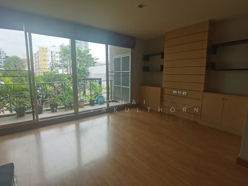 Tree Condo Sukhumvit 50, Bangkok, Sukhumvit Road, Phra Kanong, Khlong Toei, Bangkok, 2 Bedrooms, 86 sqm, Condo For Rent, by Vichai Annavakulthorn, 500497216 - DDproperty.com