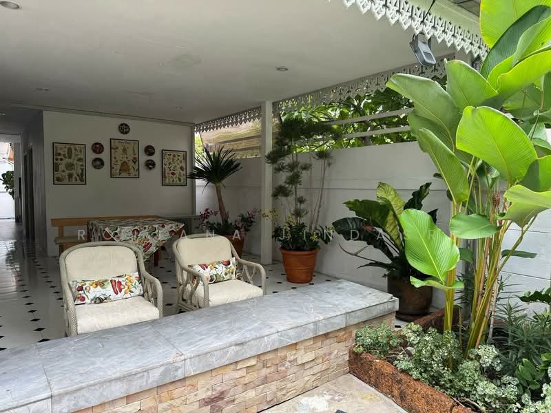 3-BR House, Bangkok, Suan Luang, Bangkok, 3 Bedrooms, 300 sqm, Single Detached House For Rent, by Rojjana Jindasri, 500497238 - DDproperty.com