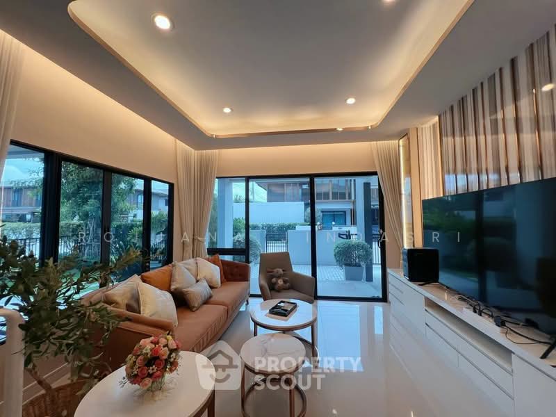 Burasiri Pattanakarn, Bangkok, New Pattanakarn Road, Prawet, Bangkok, 4 Bedrooms, 380 sqm, Single Detached House For Sale, by Rojjana Jindasri, 500497267 - DDproperty.com