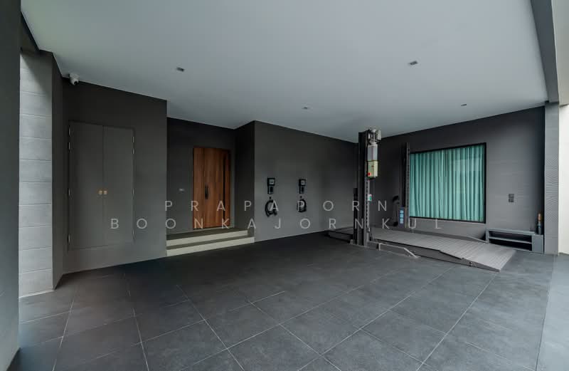95E1 (Ninety-Five East One), Bangkok, 95 Soi Yothin Phattana 3, Khlong Chan, Bang Kapi, Bangkok, 4 Bedrooms, 846 sqm, Single Detached House For Sale, by Prapaporn Boonkajonkul, 500497309 - DDproperty.com