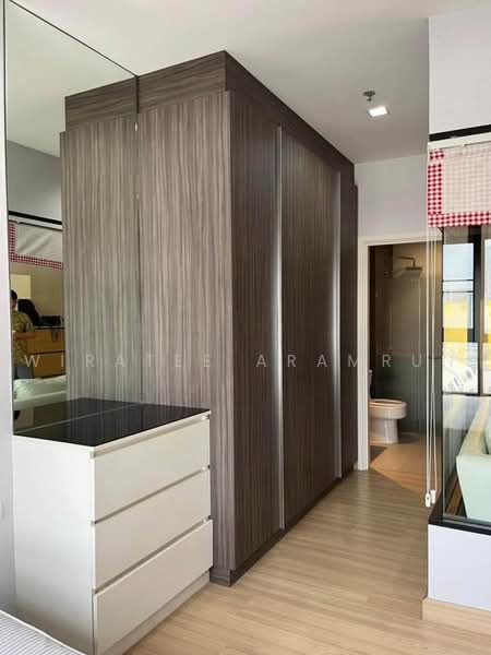 Urbano Absolute Sathon-Taksin, Bangkok, 345 Charoen Nakhon 14/2 Alley, Khlong Ton Sai, Khlong San, Bangkok, 1 Bedroom, 38 sqm, Condo For Rent, by Wiratee Aramrun, 500497321 - DDproperty.com