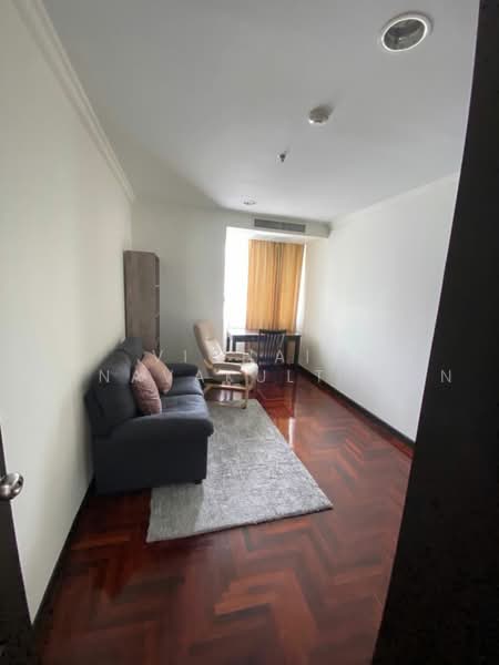 Lake Green, Bangkok, 199 Sukhumvit Soi 8, Khlong Toei, Bangkok, 2 Bedrooms, 127 sqm, Condo For Rent, by Vichai Annavakulthorn, 500497325 - DDproperty.com