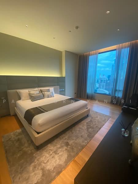 Sindhorn Residence, Bangkok, 54 Soi Ton Son, Lumphini, Pathum Wan, Bangkok, 3 Bedrooms, 195 sqm, Condo For Rent, by Patraporn Kansri, 500497326 - DDproperty.com