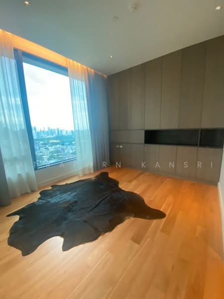 Sindhorn Residence : สินธร เรสซิเดนซ์ หลังสวน, กรุงเทพ, 54 ซอยต้นสน, ลุมพินี, ปทุมวัน, กรุงเทพ, 195 ตร.ม., คอนโด ให้เช่า, โดย Patraporn Kansri, 500497326 - DDproperty.com
