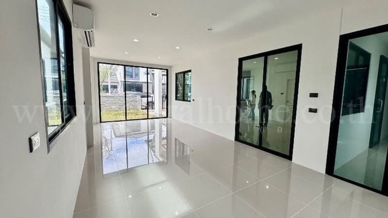 Chatluang 19 Rangsit - Klong 3, Pathum Thani, รังสิต-คลองสาม, Khlong Sam, Khlong Luang, Pathum Thani, 4 Bedrooms, 116 sqm, Semi-Detached House (Twin House) For Sale, by คุณ อรวรรณ (ออ), 500497384 - DDproperty.com