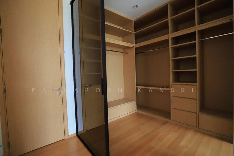 Vana Residence Sukhumvit 26, Bangkok, 38 Soi Attrakravee1, Sukhumvit 26 Road, Khong Tan, Khlong Toei, Bangkok, 3 Bedrooms, 205 sqm, Apartment For Rent, by Patraporn Kansri, 500497419 - DDproperty.com