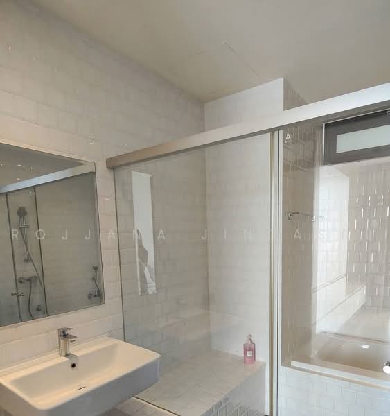 Mattani Suites, Bangkok, 50-2 Soi Ekkamai 22, Khlong Tan Nua, Watthana, Bangkok, 2 Bedrooms, 80 sqm, Apartment For Rent, by Rojjana Jindasri, 500497420 - DDproperty.com