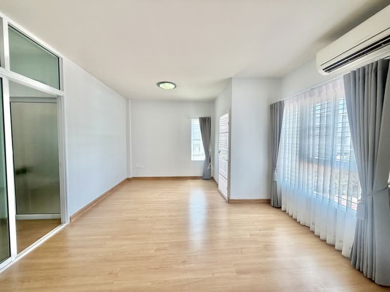 Arinsiri Sukhumvit, Chon Buri (Pattaya), สุขุมวิท, Saen Suk, Muang Chon Buri, Chon Buri (Pattaya), 3 Bedrooms, 100 sqm, Townhouse For Sale, by Paula ., 500497454 - DDproperty.com