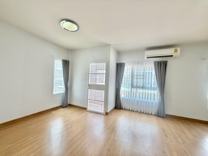 Arinsiri Sukhumvit, Chon Buri (Pattaya), สุขุมวิท, Saen Suk, Muang Chon Buri, Chon Buri (Pattaya), 3 Bedrooms, 100 sqm, Townhouse For Sale, by Paula ., 500497454 - DDproperty.com