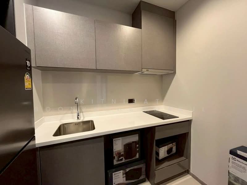 Life Asoke Hype, Bangkok, 339 Chaturathit Rd, Makkasan, Ratchathewi, Bangkok, 1 Bedroom, 36 sqm, Condo For Rent, by Kitnipat Boonyadhammakul, 500497477 - DDproperty.com