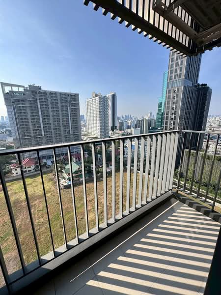 Life Asoke Hype, Bangkok, 339 Chaturathit Rd, Makkasan, Ratchathewi, Bangkok, 1 Bedroom, 36 sqm, Condo For Rent, by Kitnipat Boonyadhammakul, 500497477 - DDproperty.com