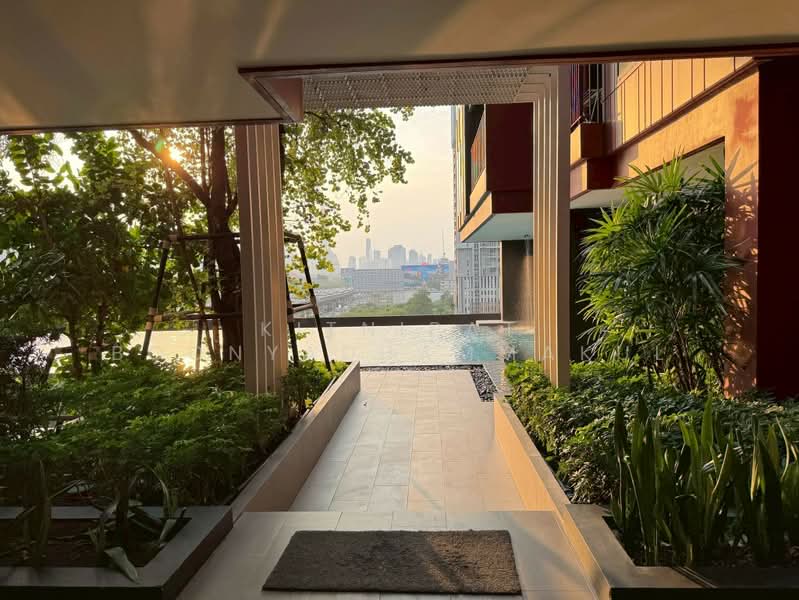 Life Asoke Hype, Bangkok, 339 Chaturathit Rd, Makkasan, Ratchathewi, Bangkok, 1 Bedroom, 36 sqm, Condo For Rent, by Kitnipat Boonyadhammakul, 500497477 - DDproperty.com
