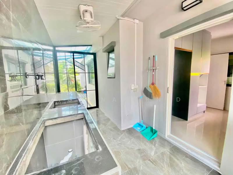 Venue Flow Tiwanon Rangsit, Pathum Thani, 109 Tiwanon Road, Bang Kadi, Muang Pathum Thani, Pathum Thani, 4 Bedrooms, 170 sqm, Single Detached House For Sale, by Angsanaporn D, 500497482 - DDproperty.com
