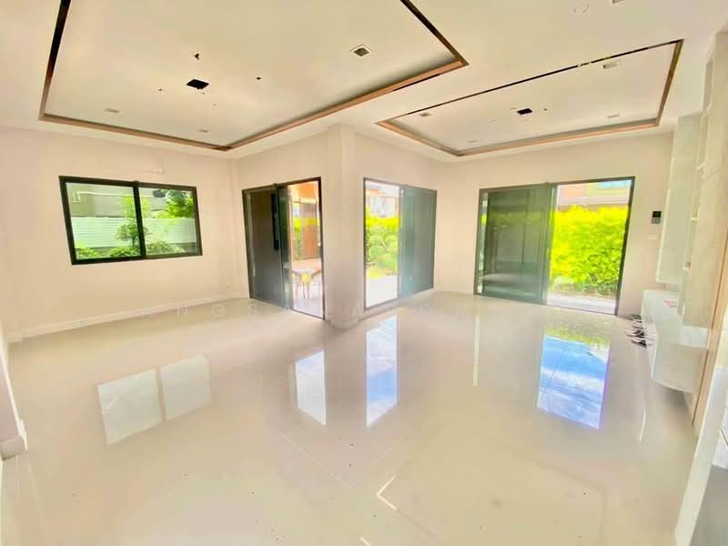 Venue Flow Tiwanon Rangsit, Pathum Thani, 109 Tiwanon Road, Bang Kadi, Muang Pathum Thani, Pathum Thani, 4 Bedrooms, 170 sqm, Single Detached House For Sale, by Angsanaporn D, 500497482 - DDproperty.com