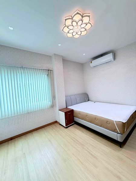 Home office B-Square Rama 9 - Mengja Company Registration Allowed (SPSEVE2448), Bangkok, Wang Thonglang, Bangkok, , 500 sqm, Shophouse For Rent, by Khun EVE, 500497503 - DDproperty.com