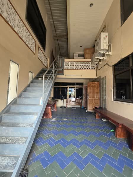 sale! Large 2-story detached house with a spacious 1 rai 3.2 square wa land plot in Thung Sao, Songkhla, Hat-Yai, Hat Yai, Songkhla, 7 Bedrooms, 1,613 sqm, Single Detached House For Sale, by Rachen Nopsuwan, 500497544 - DDproperty.com