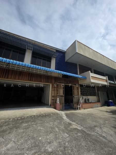 sale! Large 2-story detached house with a spacious 1 rai 3.2 square wa land plot in Thung Sao, Songkhla, Hat-Yai, Hat Yai, Songkhla, 7 Bedrooms, 1,613 sqm, Single Detached House For Sale, by Rachen Nopsuwan, 500497544 - DDproperty.com