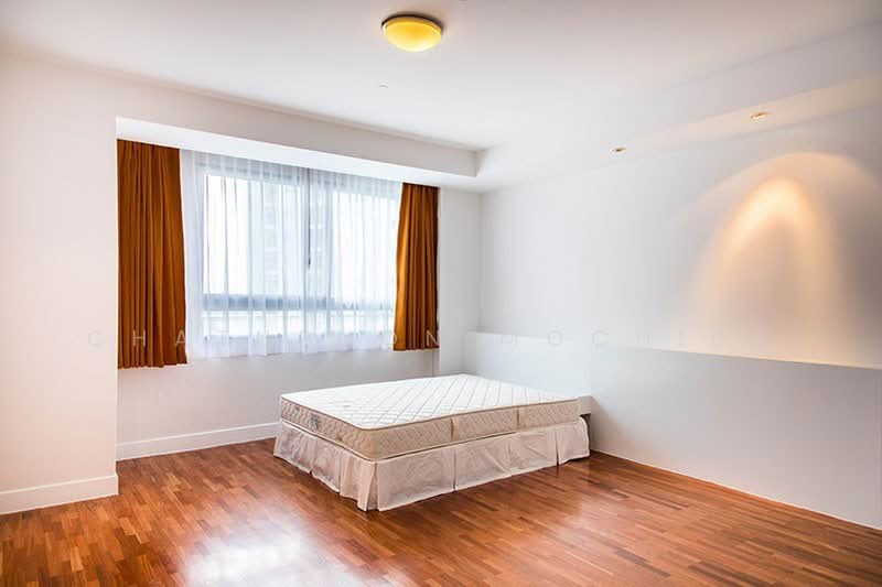 Krungthep Thani Tower, Bangkok, 56 Soi Sukhumvit 24, Khong Tan, Khlong Toei, Bangkok, 3 Bedrooms, 370 sqm, Condo For Rent, by Chatuphon Mochida, 500497559 - DDproperty.com