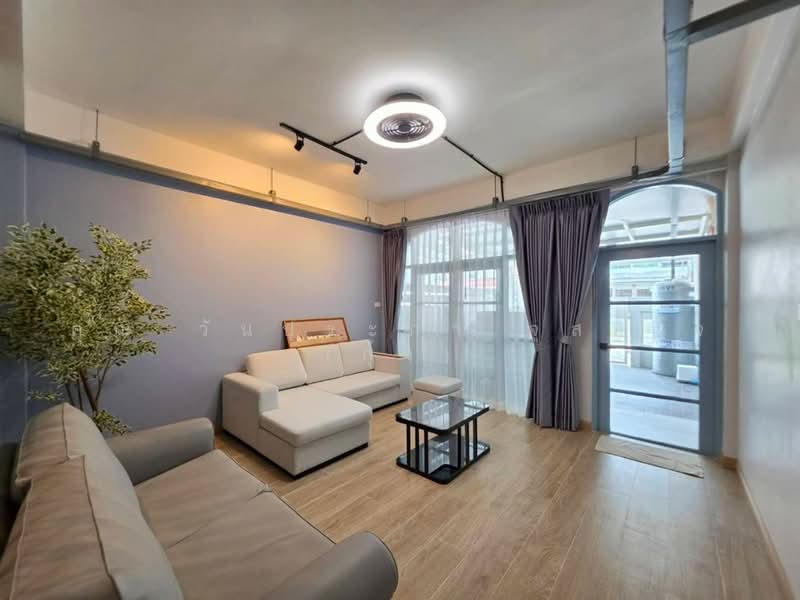 สินพัฒนาธานี ซอยเทศบาลสงเคราะห์1, Bangkok, ถนนประชาชื่น, Lat Yao, Chatuchak, Bangkok, 2 Bedrooms, 130 sqm, Townhouse For Sale, by คุณ วันประภา จุสมใจ (กุ้ง), 500497561 - DDproperty.com