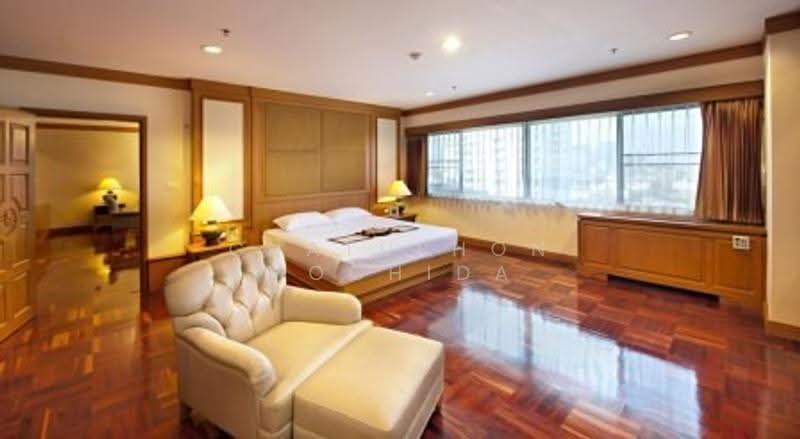 Centre Point Residence Phromphong, Bangkok, Soi Sukhumvit 39, Khlong Tan Nua, Watthana, Bangkok, 4 Bedrooms, 325 sqm, Apartment For Rent, by Chatuphon Mochida, 500497576 - DDproperty.com