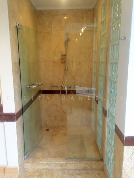 3-BR House, Bangkok, Khlongtoei Nua, Watthana, Bangkok, 3 Bedrooms, 408 sqm, Single Detached House For Sale, by Rasita Maneelam, 500497634 - DDproperty.com