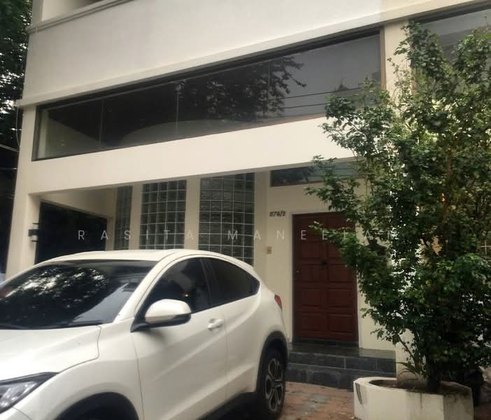 3-BR House, Bangkok, Khlongtoei Nua, Watthana, Bangkok, 3 Bedrooms, 408 sqm, Single Detached House For Sale, by Rasita Maneelam, 500497634 - DDproperty.com