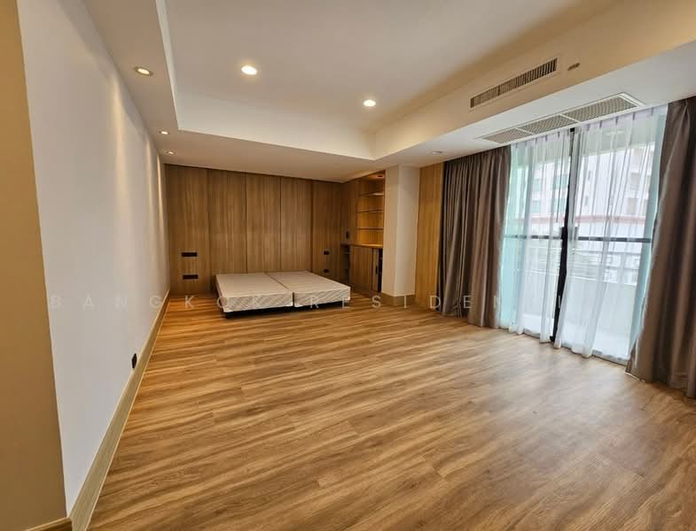 Phirom Garden Residence, Bangkok, Soi Sukhumvit 41, Khlong Tan Nua, Watthana, Bangkok, 4 Bedrooms, 320 sqm, Apartment For Rent, by Bangkok Residential, 500497643 - DDproperty.com