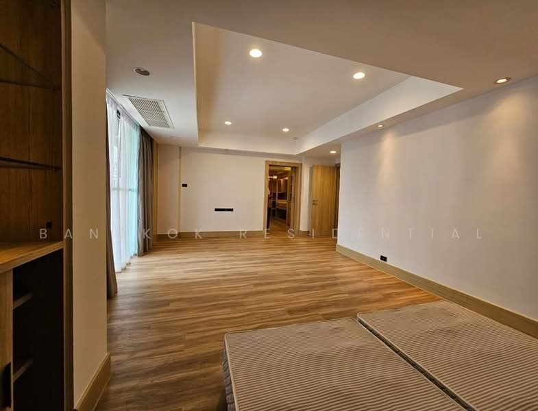Phirom Garden Residence, Bangkok, Soi Sukhumvit 41, Khlong Tan Nua, Watthana, Bangkok, 4 Bedrooms, 320 sqm, Apartment For Rent, by Bangkok Residential, 500497643 - DDproperty.com