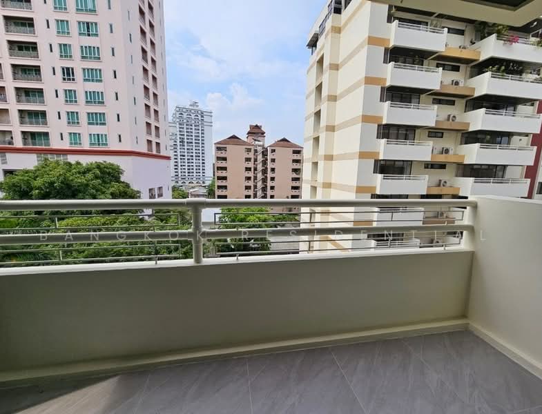 Phirom Garden Residence, Bangkok, Soi Sukhumvit 41, Khlong Tan Nua, Watthana, Bangkok, 4 Bedrooms, 320 sqm, Apartment For Rent, by Bangkok Residential, 500497643 - DDproperty.com