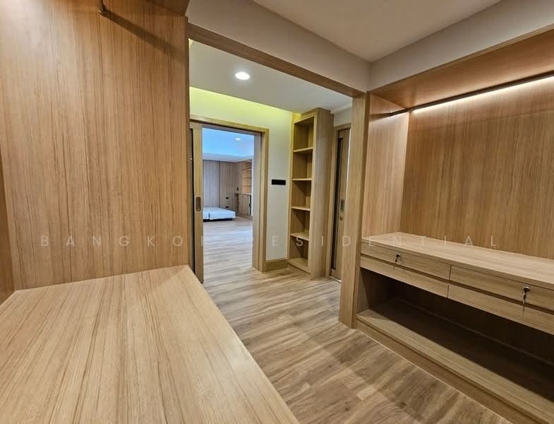 Phirom Garden Residence, Bangkok, Soi Sukhumvit 41, Khlong Tan Nua, Watthana, Bangkok, 4 Bedrooms, 320 sqm, Apartment For Rent, by Bangkok Residential, 500497643 - DDproperty.com