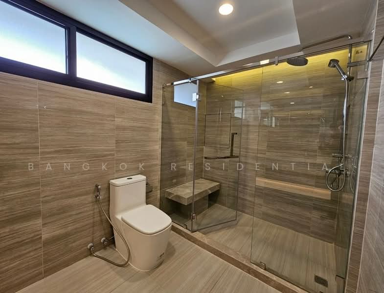 Phirom Garden Residence, Bangkok, Soi Sukhumvit 41, Khlong Tan Nua, Watthana, Bangkok, 4 Bedrooms, 320 sqm, Apartment For Rent, by Bangkok Residential, 500497643 - DDproperty.com