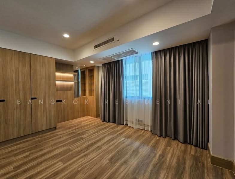 Phirom Garden Residence, Bangkok, Soi Sukhumvit 41, Khlong Tan Nua, Watthana, Bangkok, 4 Bedrooms, 320 sqm, Apartment For Rent, by Bangkok Residential, 500497643 - DDproperty.com