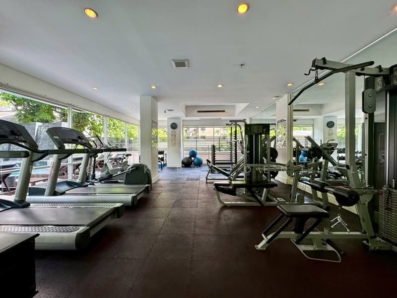 Phirom Garden Residence, Bangkok, Soi Sukhumvit 41, Khlong Tan Nua, Watthana, Bangkok, 4 Bedrooms, 320 sqm, Apartment For Rent, by Bangkok Residential, 500497643 - DDproperty.com