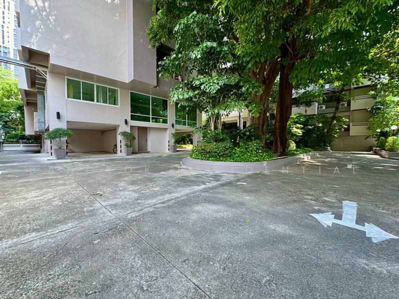 Phirom Garden Residence, Bangkok, Soi Sukhumvit 41, Khlong Tan Nua, Watthana, Bangkok, 4 Bedrooms, 320 sqm, Apartment For Rent, by Bangkok Residential, 500497643 - DDproperty.com