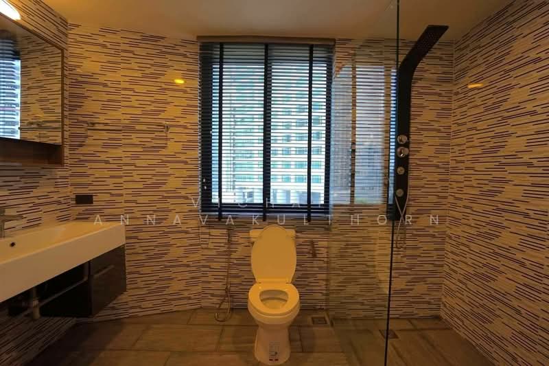 Moon Tower, Bangkok, Soi Sukhumvit 59, Khlong Tan Nua, Watthana, Bangkok, 3 Bedrooms, 295 sqm, Condo For Rent, by Vichai Annavakulthorn, 500497648 - DDproperty.com