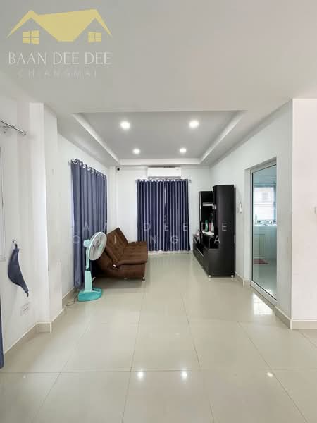 บ้านให้เช่า – ใกล้โรงเรียนต้นกล้า เพียง 10 นาที ค่าเช่า 15,000 บาท / เดือน รหัสทรัพย์ : No.5H684, เชียงใหม่, หนองจ๊อม, สันทราย, เชียงใหม่, 150 ตร.ม., บ้านเดี่ยว ให้เช่า, โดย Baandeedee Chiangmai, 500497674 - DDproperty.com