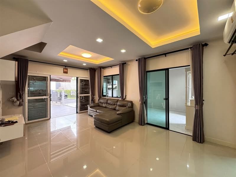 Baan Klang Muang Ratchaphruek-Rama 5, Nonthaburi, Soi Bang Phai 21, Nakhon In Road, Bang Phai, Muang Nonthaburi, Nonthaburi, 3 Bedrooms, 141 sqm, Townhouse For Sale, by คุณ ภรนันท์ปภัษฬ์ สวัสดิยกุล (ปู), 500497680 - DDproperty.com