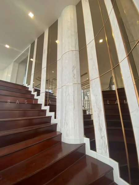 Moon Tower, Bangkok, Soi Sukhumvit 59, Khlong Tan Nua, Watthana, Bangkok, 6 Bedrooms, 657 sqm, Condo For Sale, by Rasita Maneelam, 500497701 - DDproperty.com