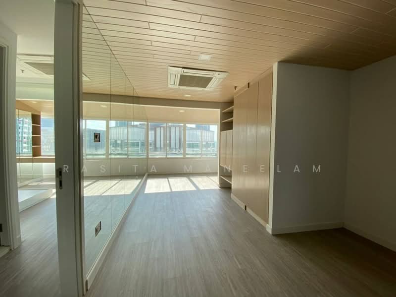 Moon Tower, Bangkok, Soi Sukhumvit 59, Khlong Tan Nua, Watthana, Bangkok, 6 Bedrooms, 657 sqm, Condo For Sale, by Rasita Maneelam, 500497701 - DDproperty.com