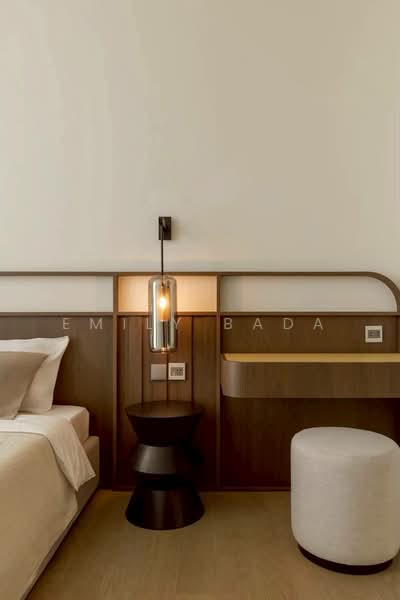 The Strand Thonglor, Bangkok, 36 Soi Sukhumvit 55, Khlong Tan Nua, Watthana, Bangkok, 1 Bedroom, 51 sqm, Condo For Sale, by Emily Bada, 500497743 - DDproperty.com