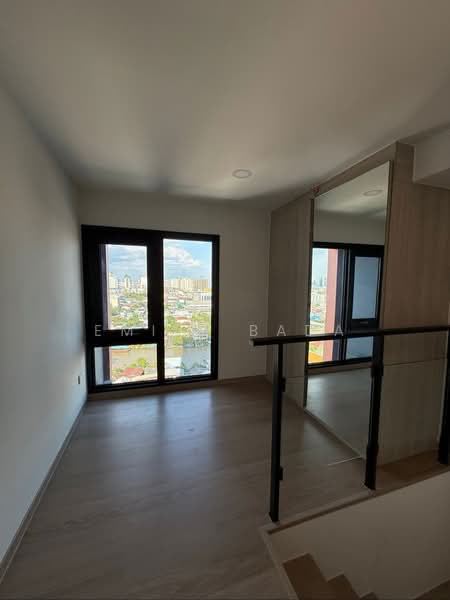 Origin Play Bangkhunnon Triple Station, Bangkok, Bang Khun Non, Bangkok Noi, Bangkok, 2 Bedrooms, 35 sqm, Condo For Sale, by Emily Bada, 500497751 - DDproperty.com