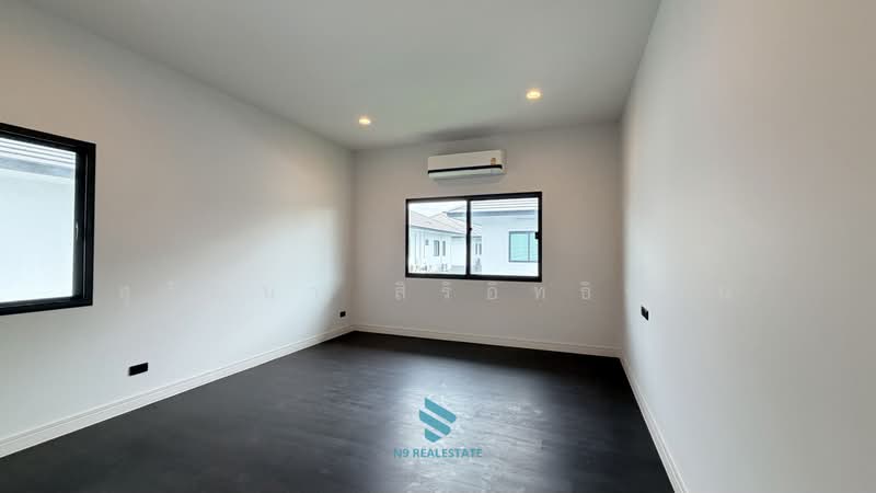Setthasiri Thawiwatthana, Bangkok, Sala Thammasop Road, Sala Thammasop, Thawi Watthana, Bangkok, 4 Bedrooms, 301 sqm, Single Detached House For Rent, by สุวัฒนา สิริอิทธิรัตน์, 500497789 - DDproperty.com